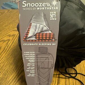Snoozer Series By Northstar Ultralight Sleeping Bag With Flannel Pillow New Tag